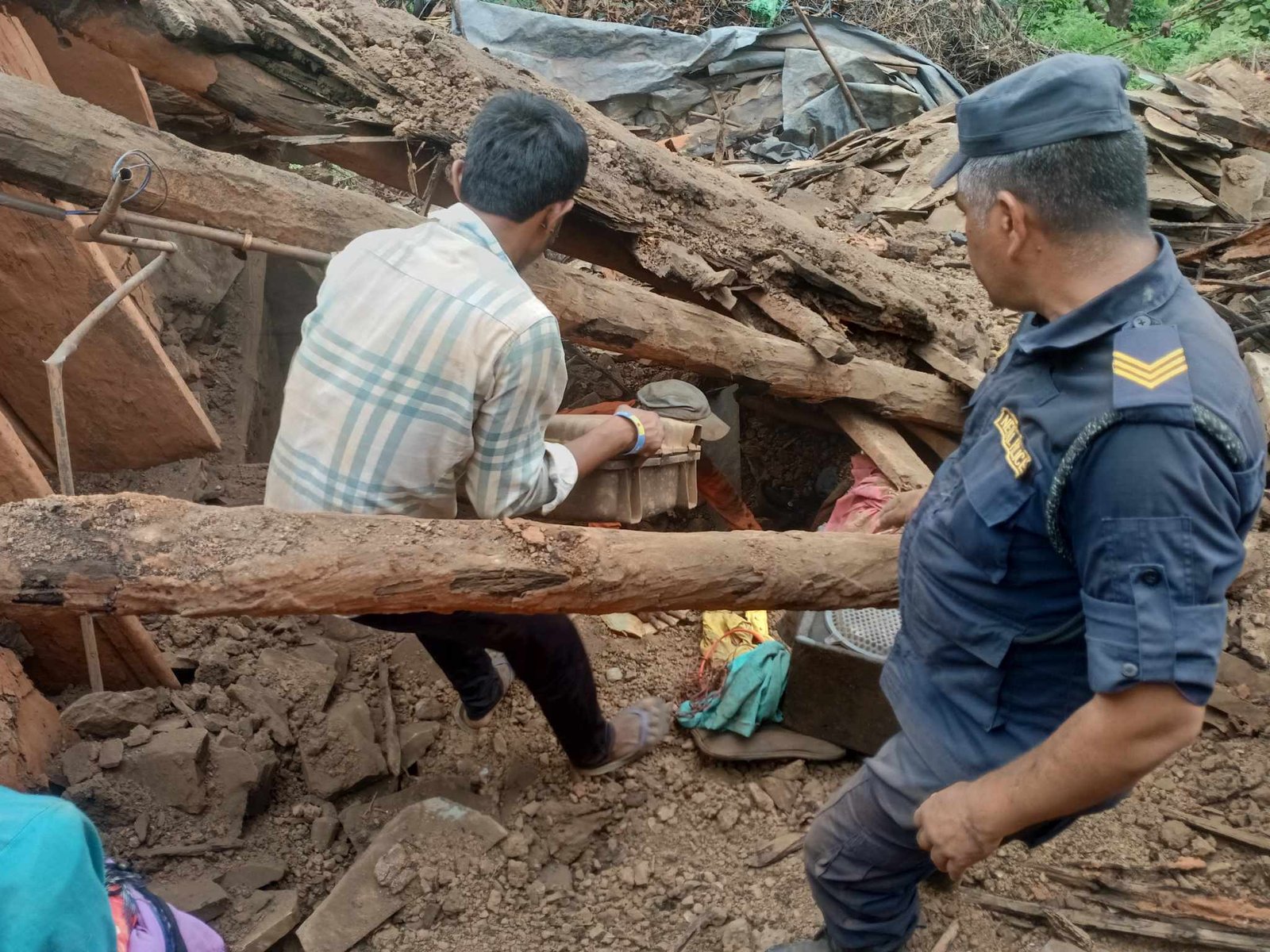 बाढी, पहिरो लगायतका विपद्‍मा परी हालसम्म २१० जनाको मृत्यु