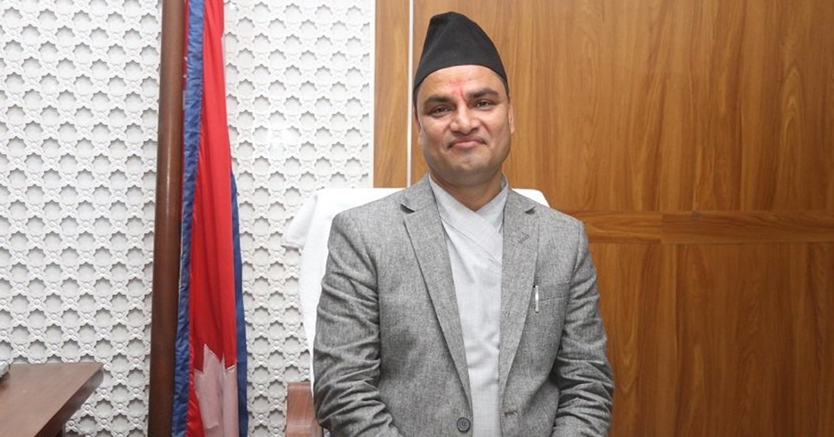 मन्त्रिपरिषद्को मर्यादाक्रम हेरफेर हुँदा स्वास्थ्यमन्त्री पौडेल घटुवामा परे