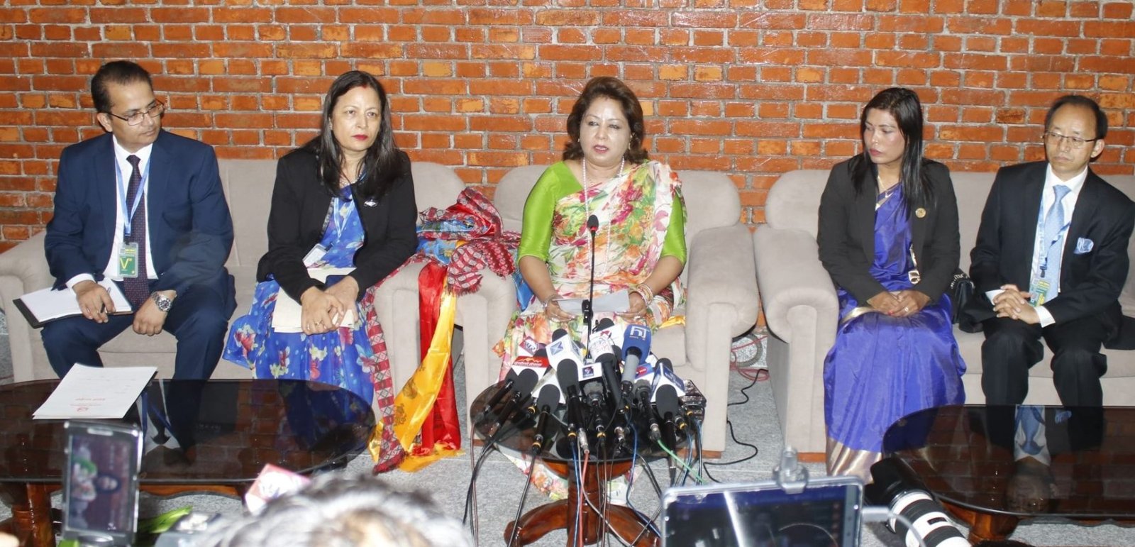 परराष्ट्रमन्त्री राणा स्वदेश फिर्ता