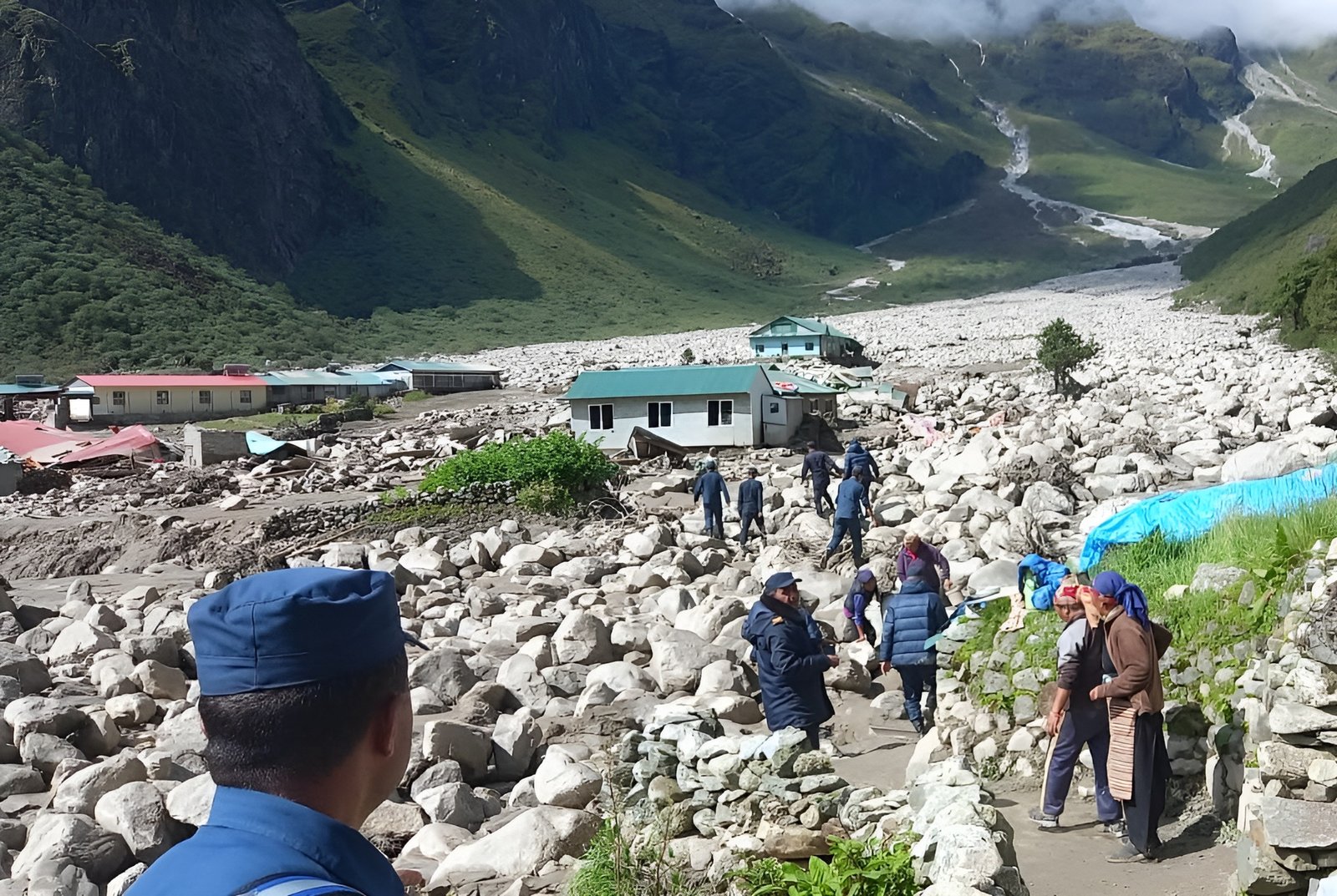 बाढी, पहिरो लगायतका विपद्‍मा परी हालसम्म १८१ जनाको मृत्यु