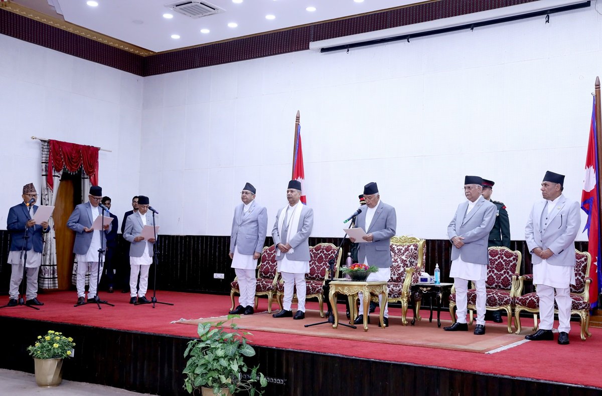 बागमती, लुम्बिनी र कर्णाली प्रदेशप्रमुखले लिए शपथ
