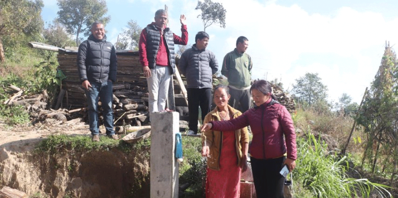 पौवादुङमाको चाँपे गाउँमा ‘एक घर एक धारा’ घरघरमा जडान