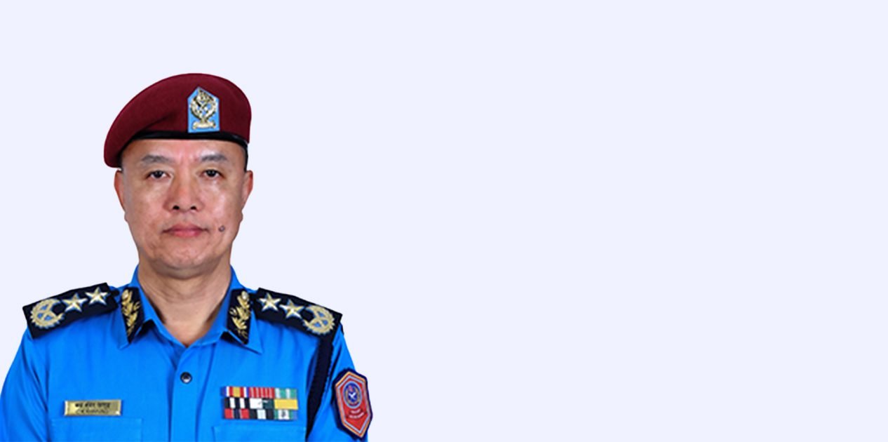 निवर्तमान आइजिपी खापुङ्गलाई विदेश भ्रमण र उपत्यका छाड्न रोक