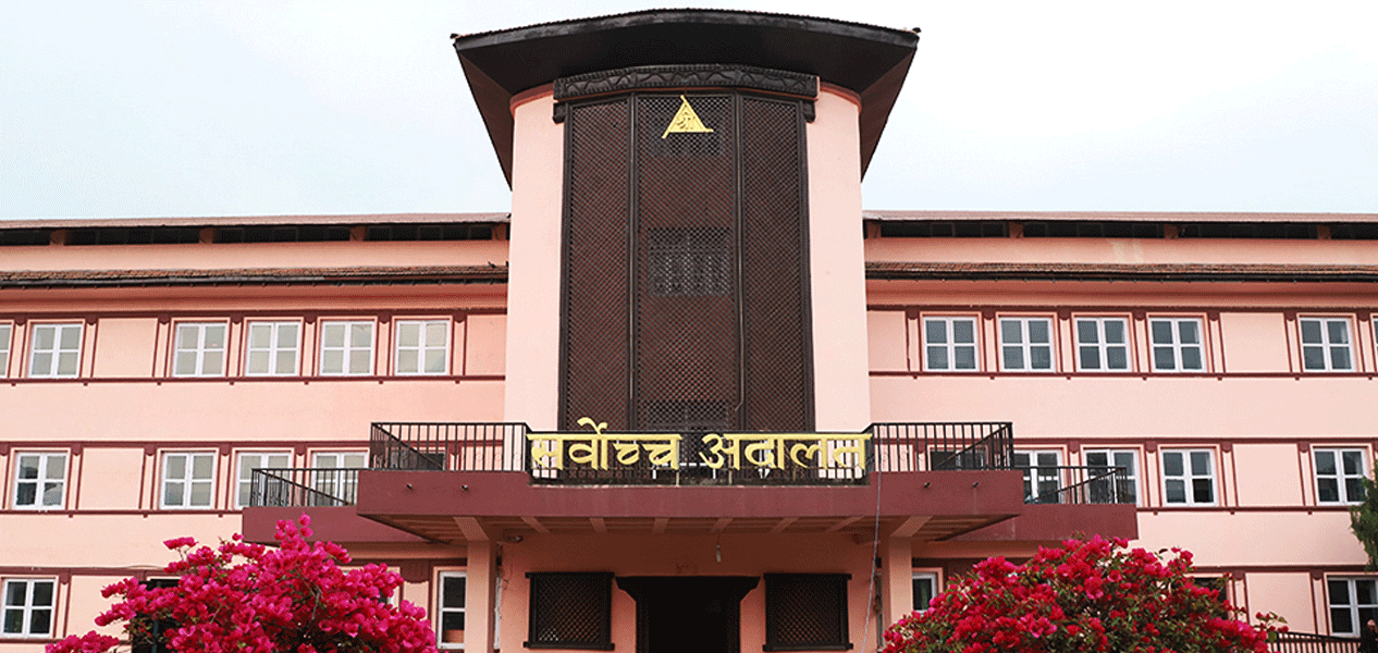 मधेशका पाँच सांसदलाई तत्काल पदमुक्त नगर्न सर्वोच्चको आदेश