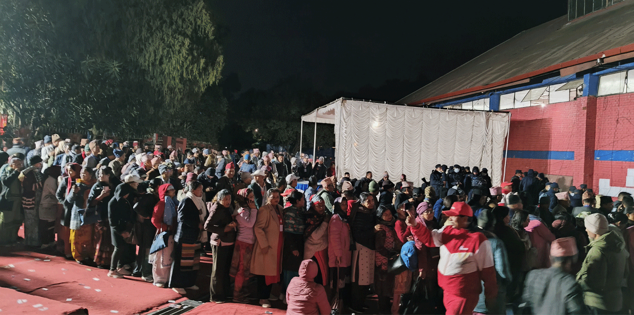 एमाले महाधिवेशनमा अहिलेसम्म ८०२ भोट खस्यो, मतदान लम्बिएपछि बाँडियो टोकन