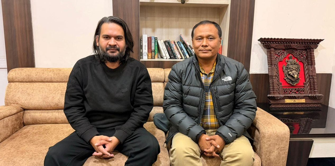 बालेनसँगको फोटो पोस्ट गर्दै कुलमानले लेखे– ‘देश बनाउने अभियानमा सँगै छौँ’