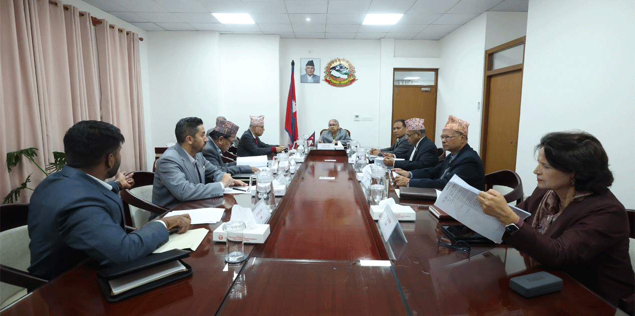 घट्यो नगद कारोबारको सीमा