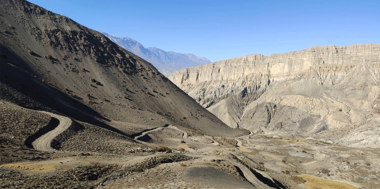 मुक्तिनाथ-तेताङ चक्रपथ सडक निर्माण