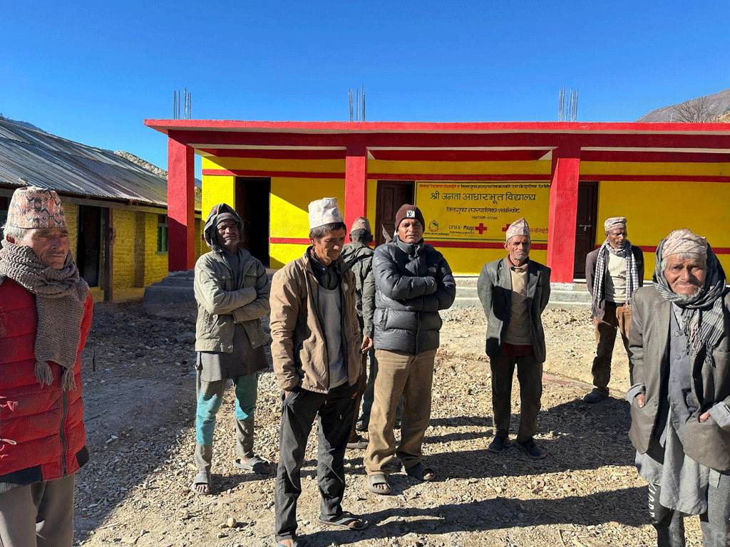 १० वर्षपछि पक्की भवनमा पठनपाठन