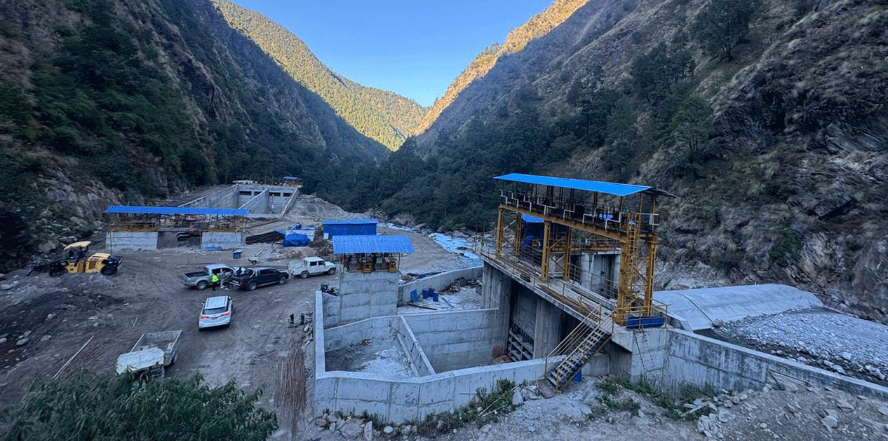 लाङटाङ खोलामा जलविद्युत परीक्षण हुने