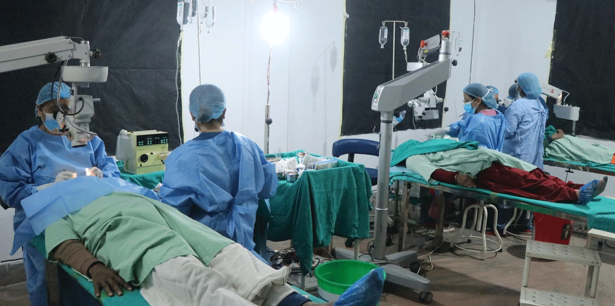 नि:शुल्क आँखा शिविर : ३५० बढी व्यक्तिको मोतियाबिन्दुको शल्यक्रिया हुने