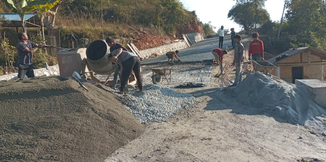 दमौली–केशवटार जोड्ने सडक कालोपत्र