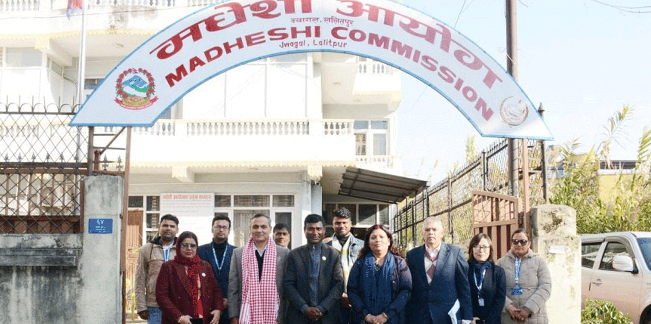 गृहमन्त्रीले गरे मधेशी र मुस्लिम आयोगका पदाधिकारीसँग छलफल